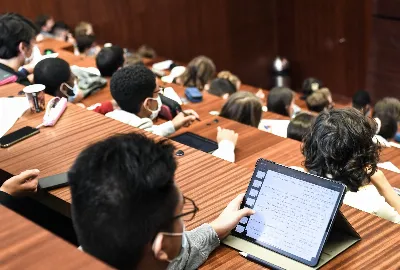 Les cicatrices de la migration pour les familles : impact sur les générations suivantes