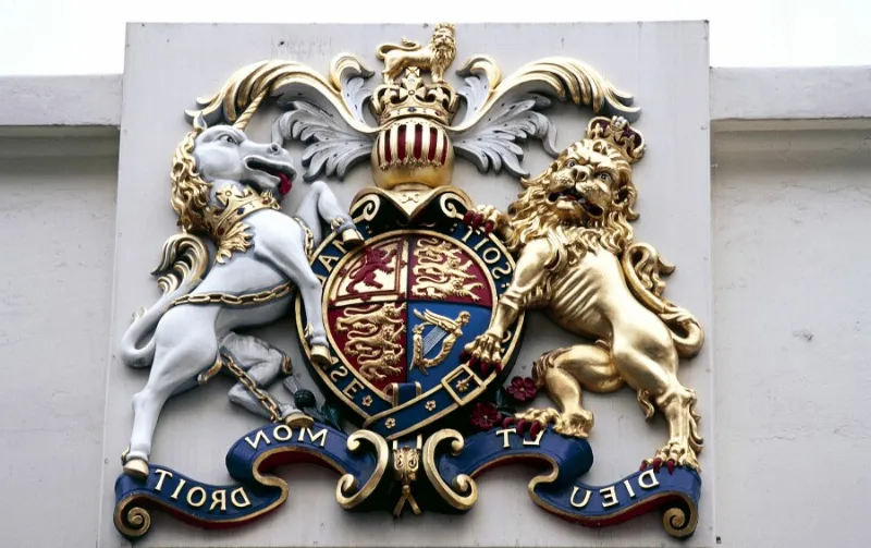 Influence de l'héraldique britannique sur les armoiries de famille